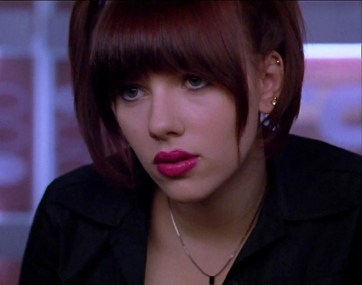 Scarlett Johansson eyes role as Zoë Quinn in Gamergate 