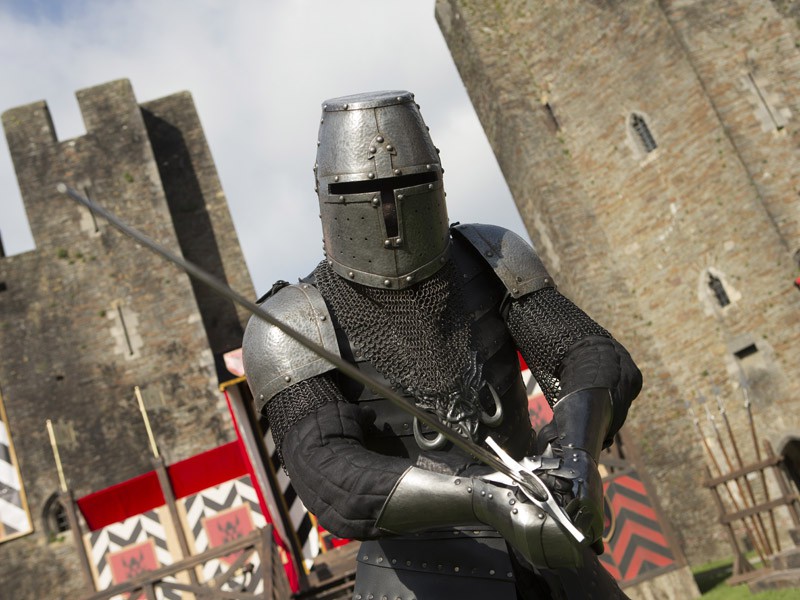 ‘Kelvington’ Loves DOCTOR WHO 8.3 ROBOT OF SHERWOOD!!