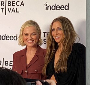Amy Poehler and Chelsea Peretti
