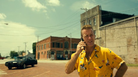 Scott Caan in a Very Colorful Shirt