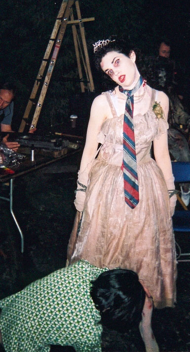 Behind the Scenes of 13 GHOSTS A frightfully gory Experience