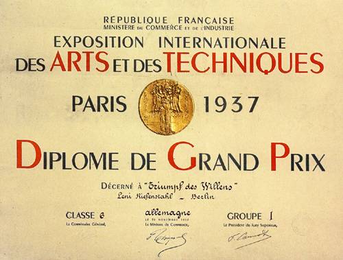 1937-diplome-Paris-voor-Triumph-des-Willens.jpg