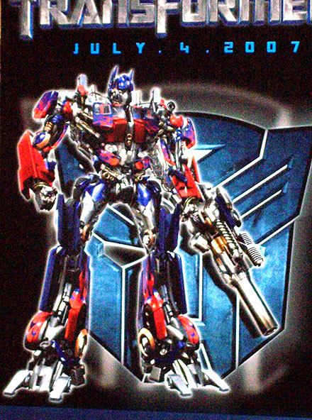 Optimus Has A Really BigGun!!