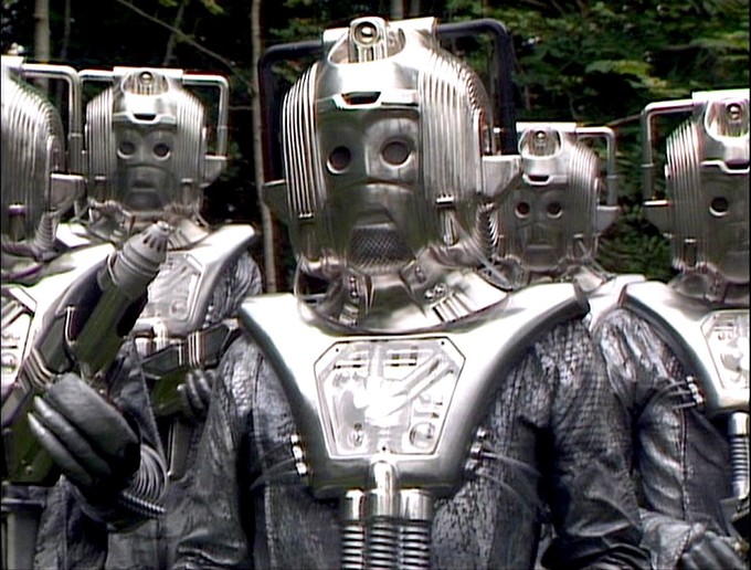 DOCTOR WHO: Silver Nemesis - Cybermen 