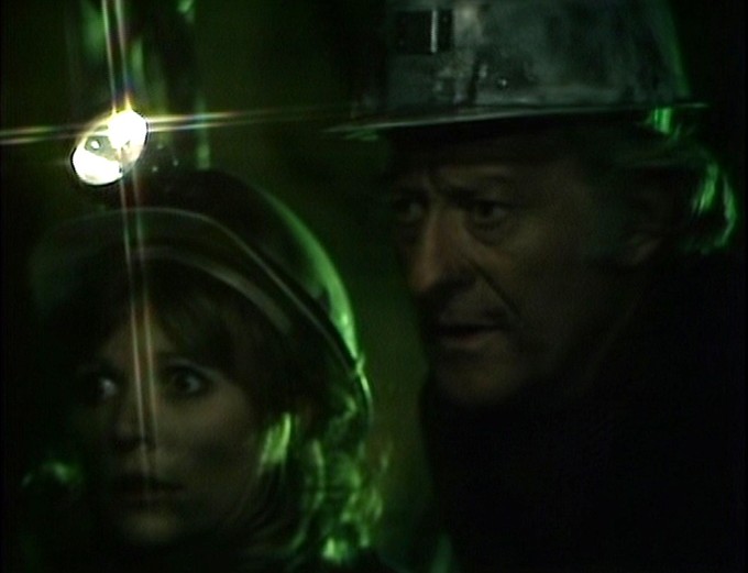 DOCTOR WHO: The Green Death - Jo and the Doctor 