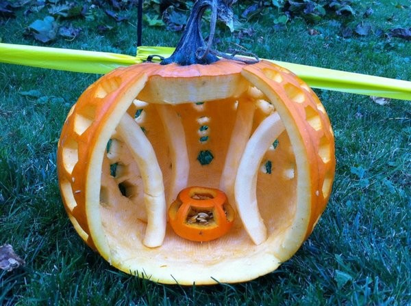DOCTOR WHO pumpkin - TARDIS control room 