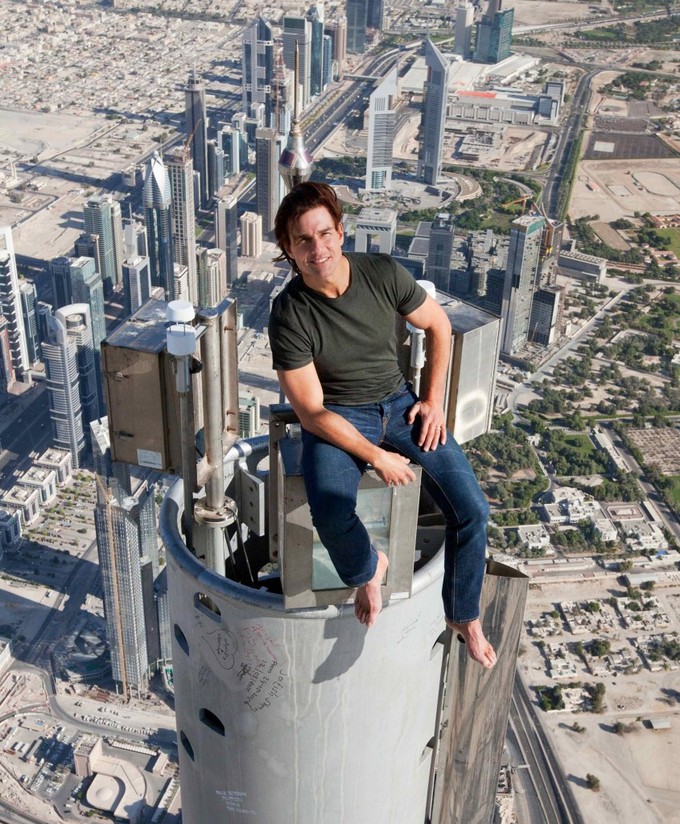 Tom Cruise - Burj Khalifa