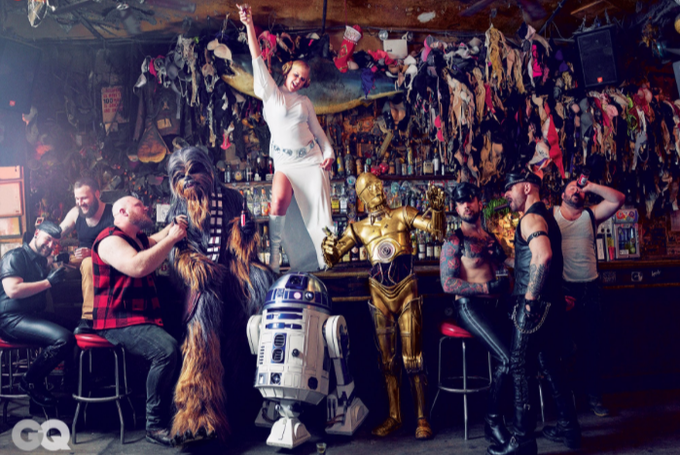 Wanna See Amy Schumer’s STAR WARS Pics For GQ?? Probably Not, But Here They Are Anyway…