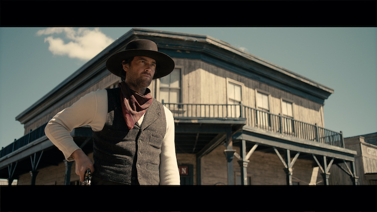 Stuart Townsend as Jericho Ford in the western/action film, APACHE JUNCTION, a Saban Films release. Photo courtesy of Saban Films.