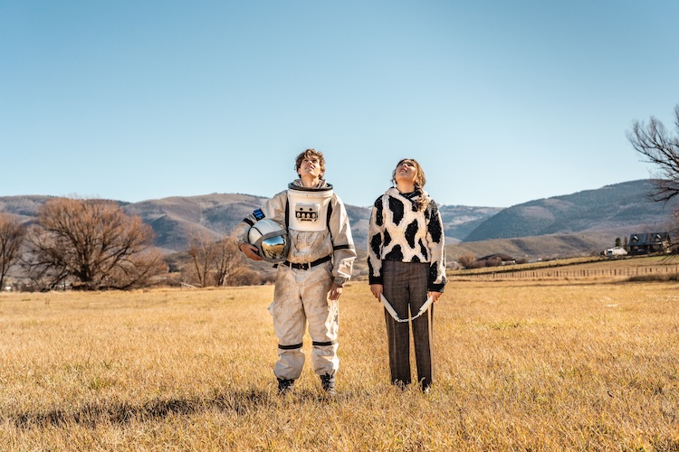 (L-R) Jacob Buster as Calvin and Emma Tremblay as Itsy in the sci-fi/comedy, ALIENS ABDUCTED MY PARENTS AND NOW I FEEL KINDA LEFT OUT, a Jespers Comet Films, LLC release. Photo courtesy of Photographer Steve Olpin and Jespers Comet Films, LLC.