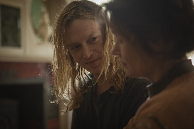 (L-R) Caleb Landry Jones as Nitram and Essie Davis as Helen in the thriller/drama NITRAM, an IFC Films release. Photo courtesy of IFC Films.