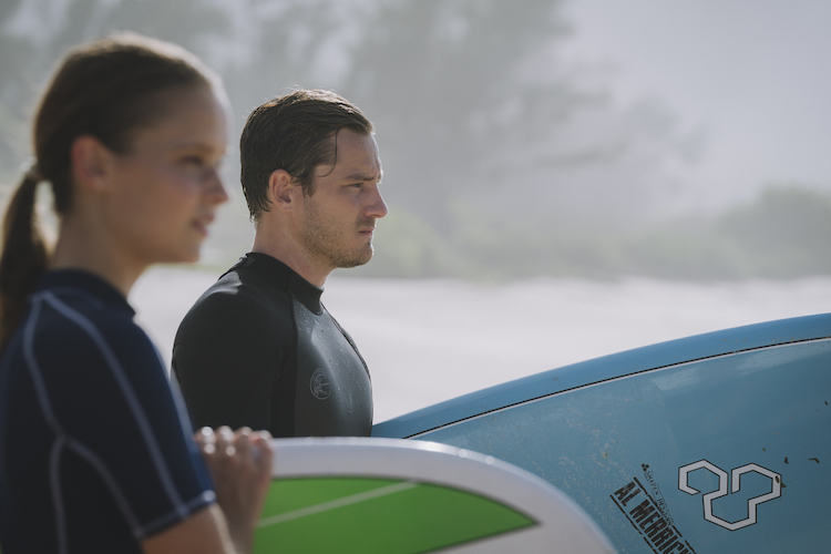 (L - R) Clara Rugaard as Laura and Lewis Pullman as Harrison in the romance film, PRESS PLAY , The Avenue release. Photo courtesy of The Avenue