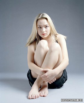 Sophia myles hot pics