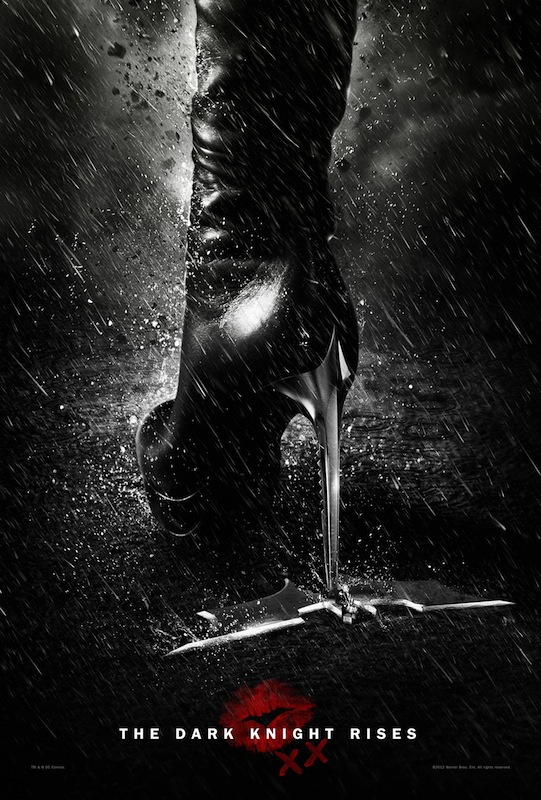 THE DARK KNIGHT RISES Hides A Secret Catwoman Poster On The Internet!!